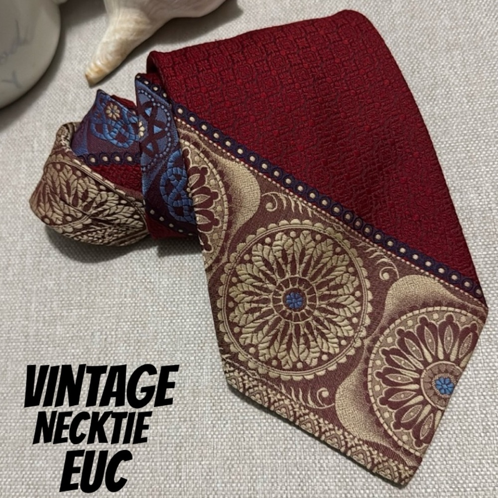 Men’s Vintage “Superba” Tie-Polyester-Red/Tan/Blue-EUC